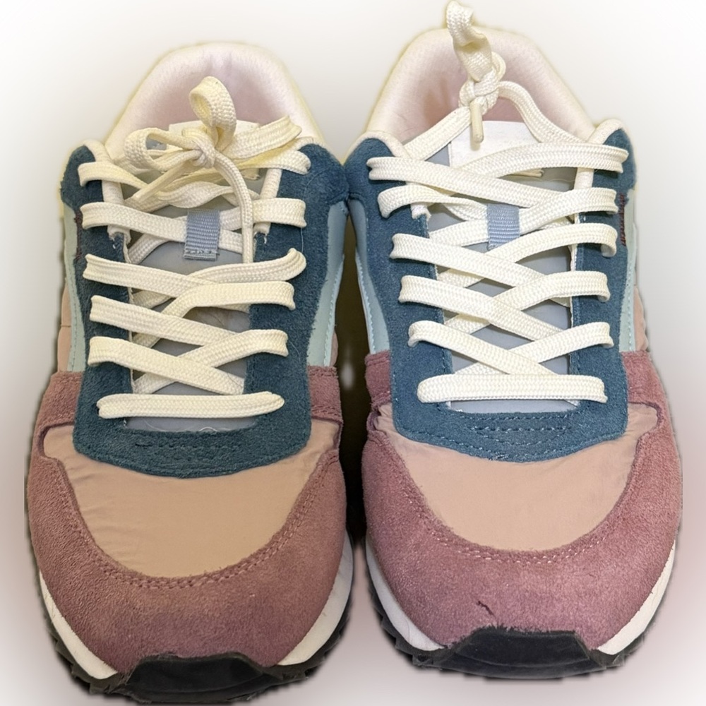 Zara sneakers size 10